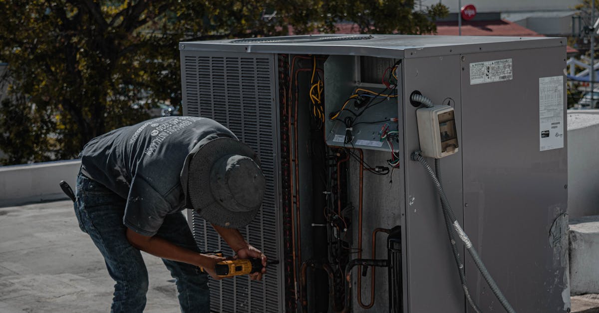 Which HVAC system is best for commercial building?